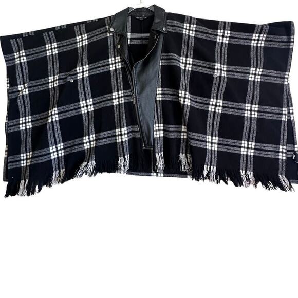 Rock & Republic Cape Poncho Wool Blend Black Cream Plaid Moto Style XS/S Y2K EC - Picture 10 of 10